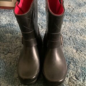 Sperry Top Sider Waterproof Black Rubber Boots with Red Lining